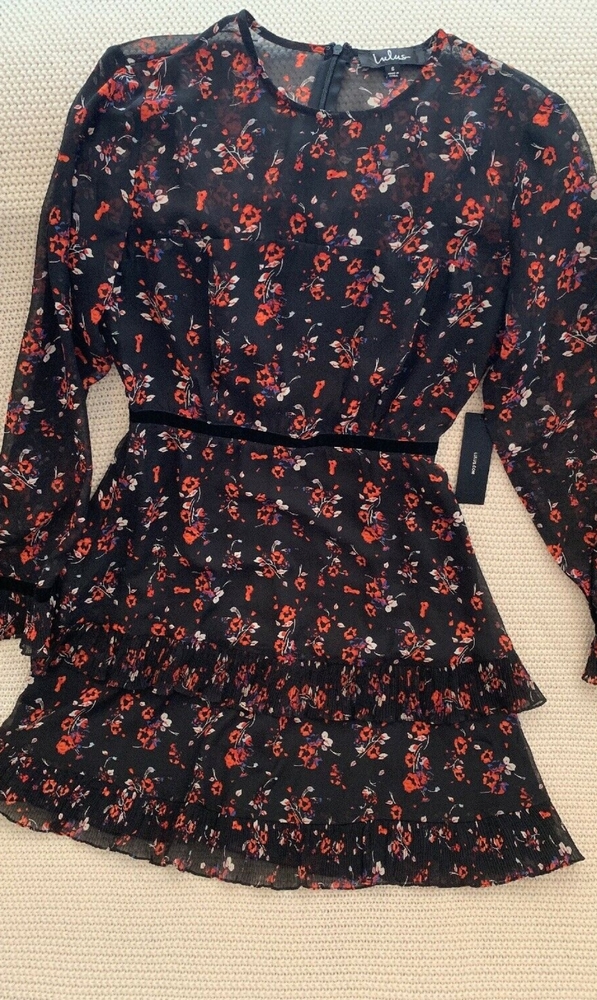 Lulus dress size small